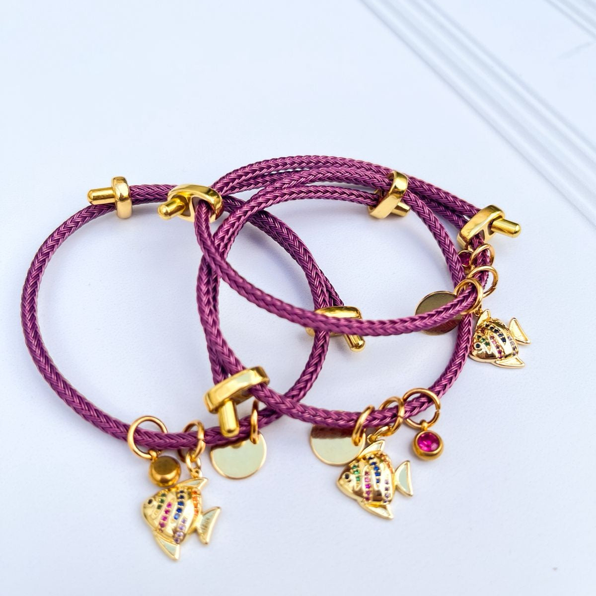 Pinky fish bracelet 🐠