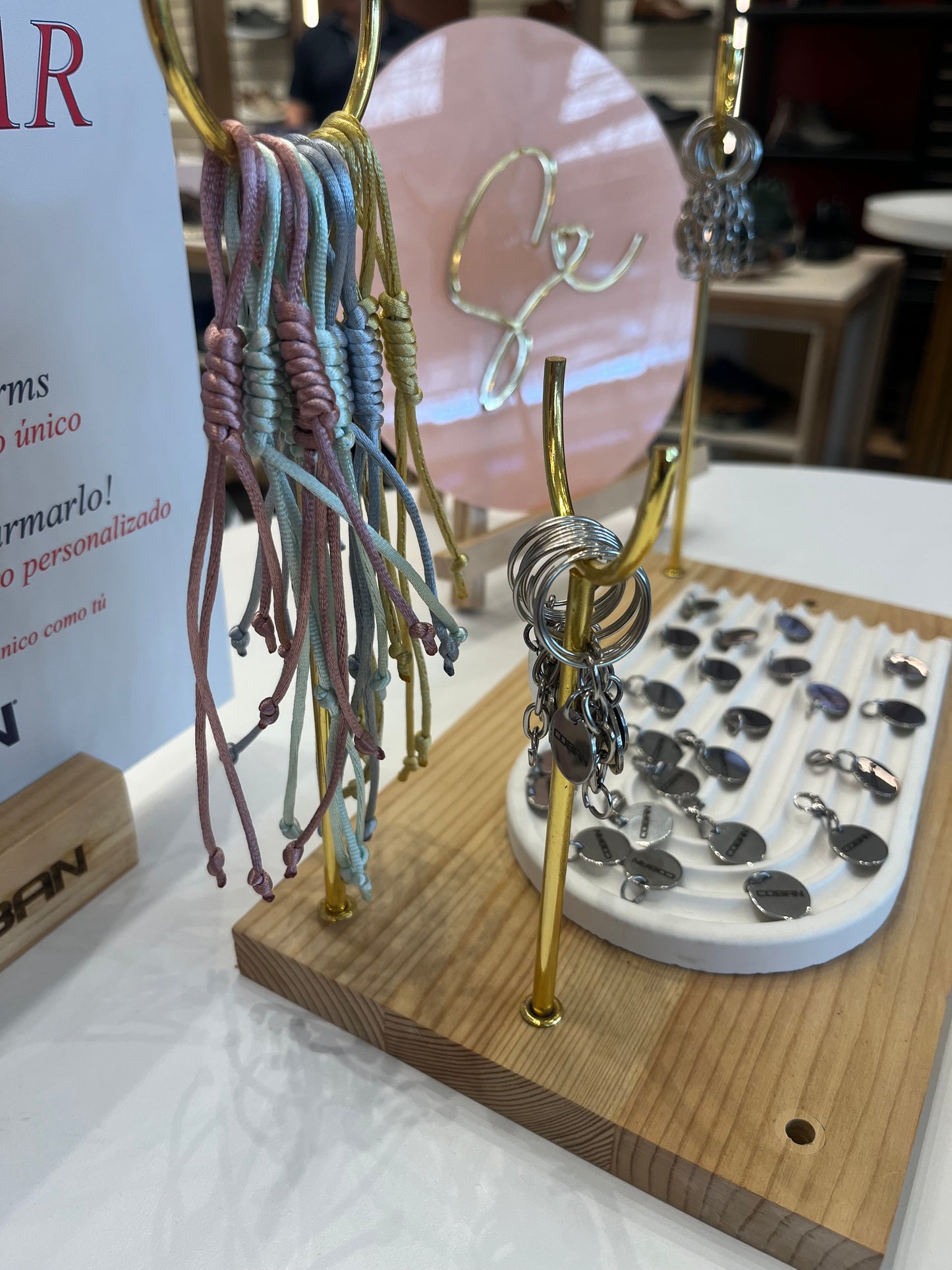 Charm bar Calzados Cobán 👞