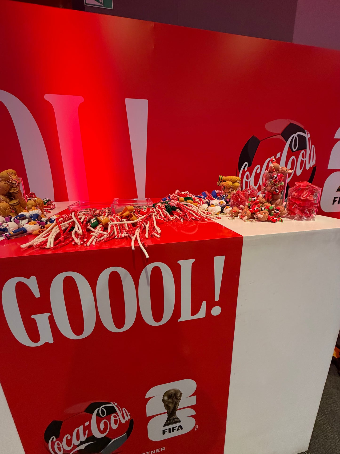 Charm bar Coca Cola