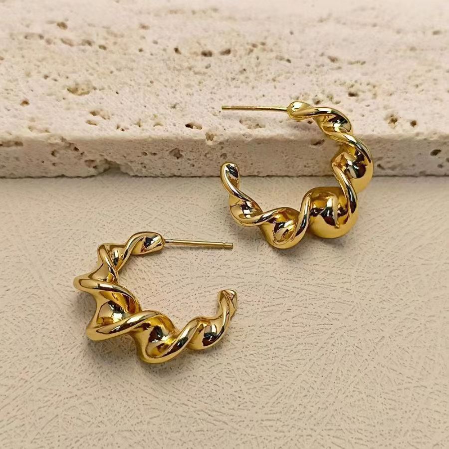 Aretes entorchados